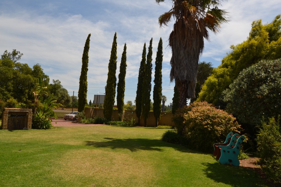 7 Bedroom Property for Sale in Riebeeckstad Free State